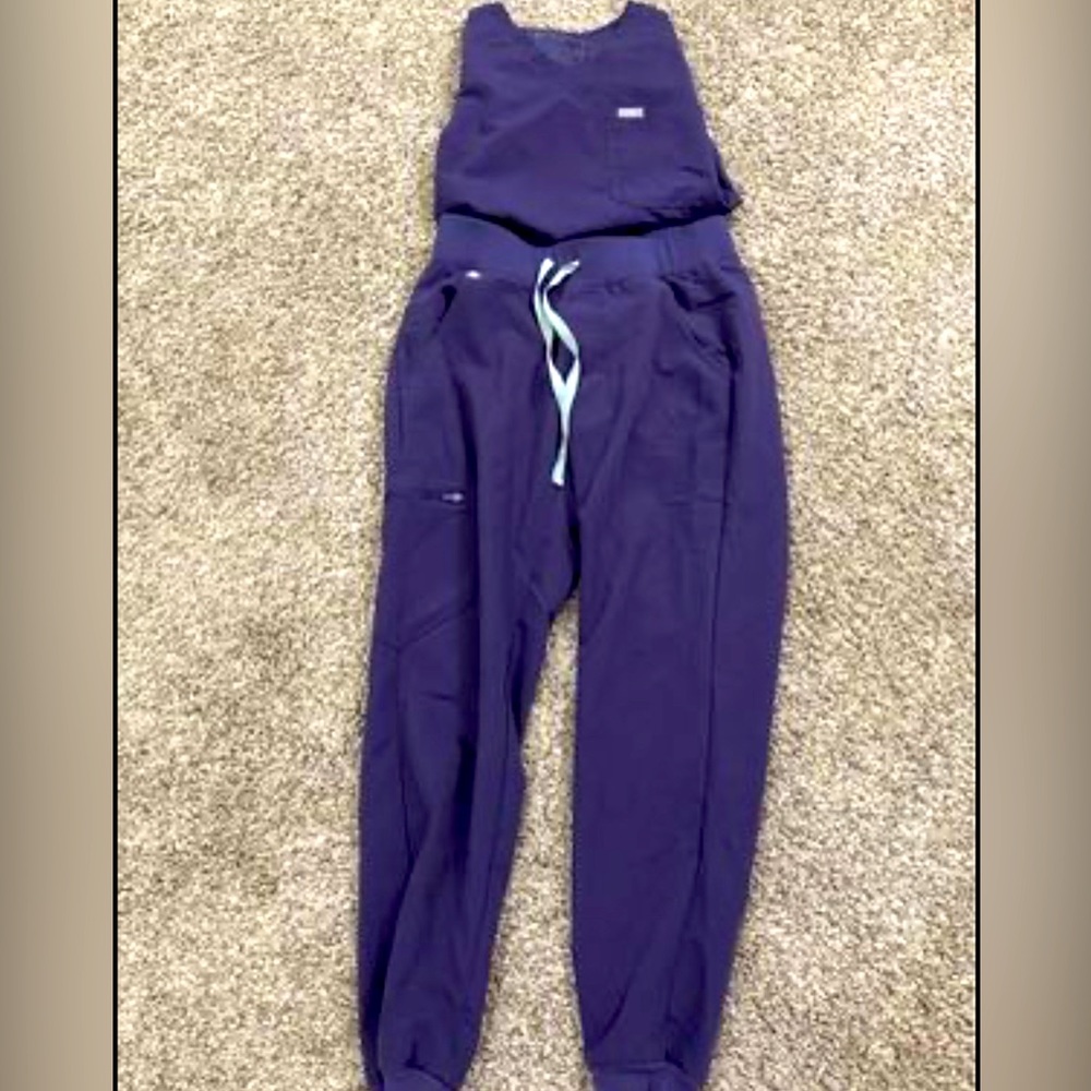 Figs Scrubs Purple shadow